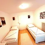 Διαμέρισμα 3-room Up To 5 Guests Family Business Free Wifi Netflix Sky Dazn 1000 International Tv Channels Wynau