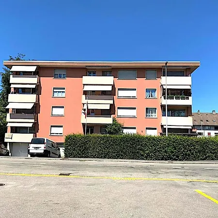 Lägenhet 3-Room Apartment Up To 5 Guests Family Business Free Wifi Netflix Sky Dazn Disney Plus 1000 International Tv Channels Wynau