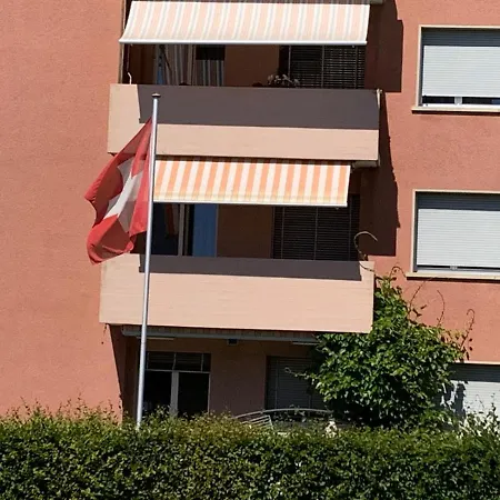 Apartament 3-Room Apartment Up To 5 Guests Family Business Free Wifi Netflix Sky Dazn Disney Plus 1000 International Tv Channels